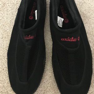 OXIDE SWIM AND BEACH SLIP ONS